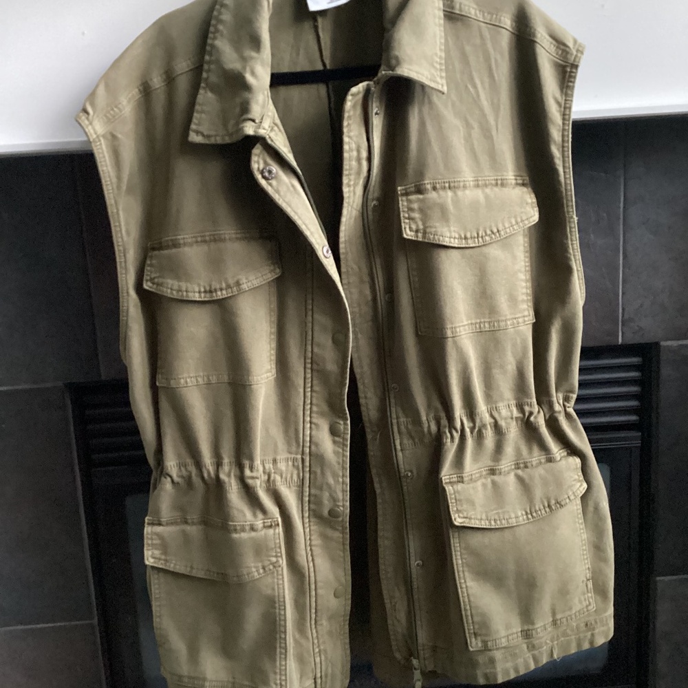 Aerie OFFLINE Utility Vest XXL khaki